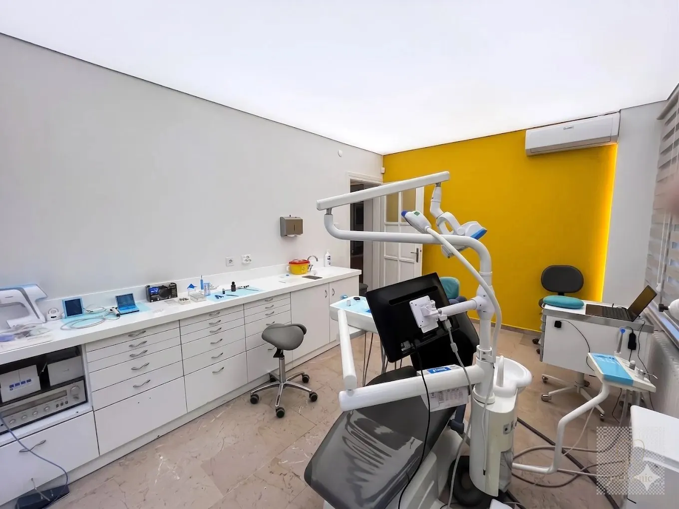 GC Clinic Nişantaşı — 01 exam room a