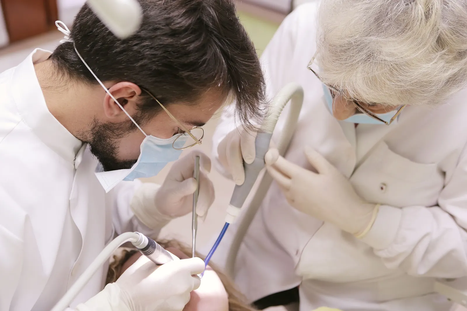 Impacted wisdom tooth — surgical removal mesioangular eruption