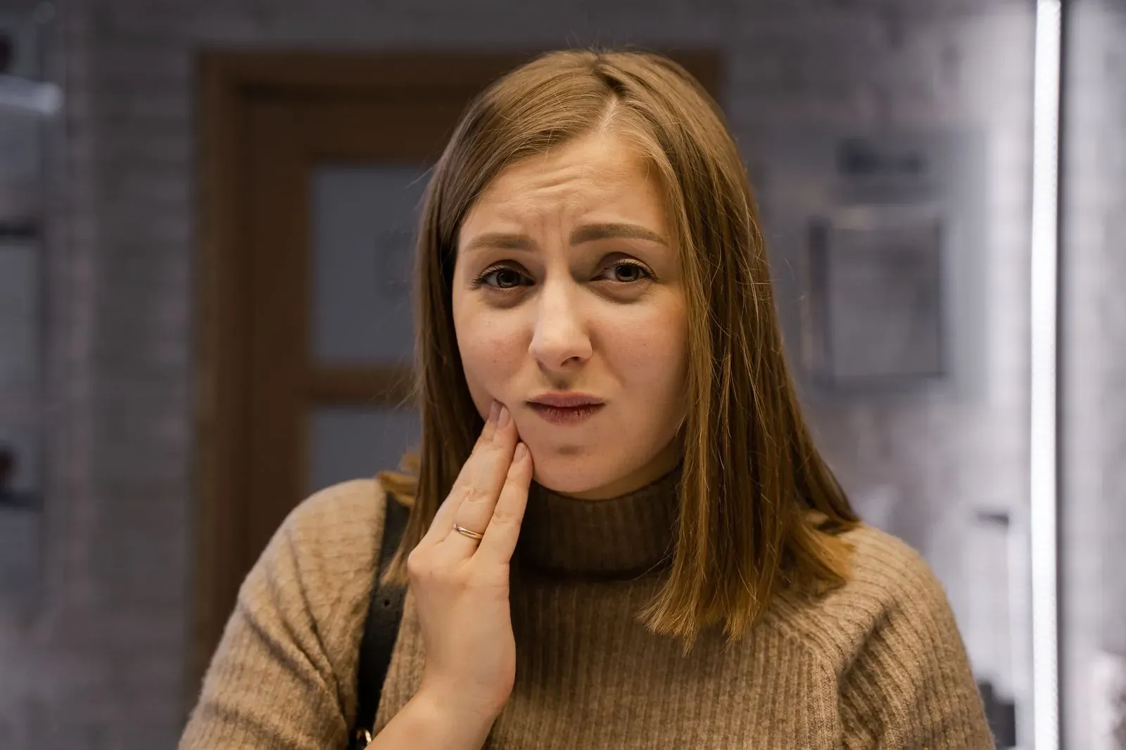 Tooth Pulp Inflammation: Causes, Symptoms, and When You Need a Root Canal