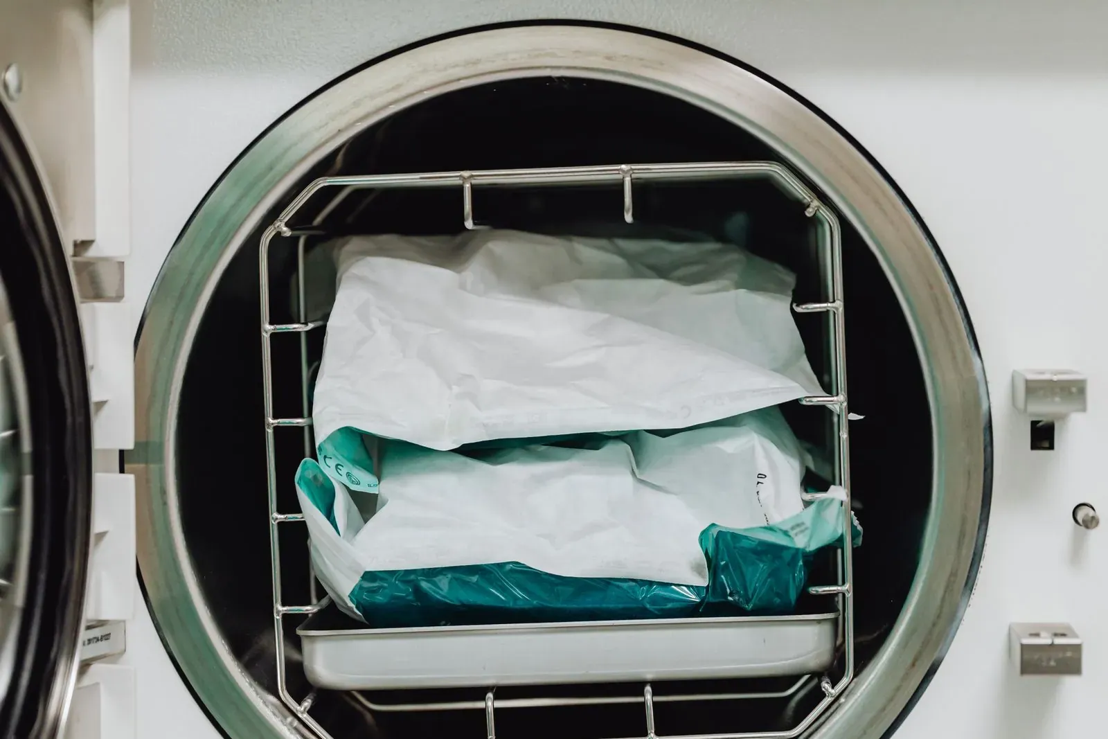 Hygienestandards einer Zahnklinik — die 7 Punkte, die Sie prüfen sollten.